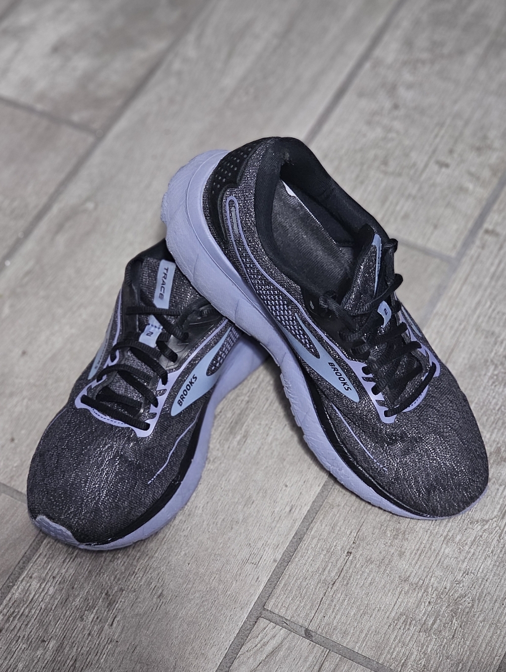 Brooks Black and Lavender Lightweight Running Sneakers Size 10